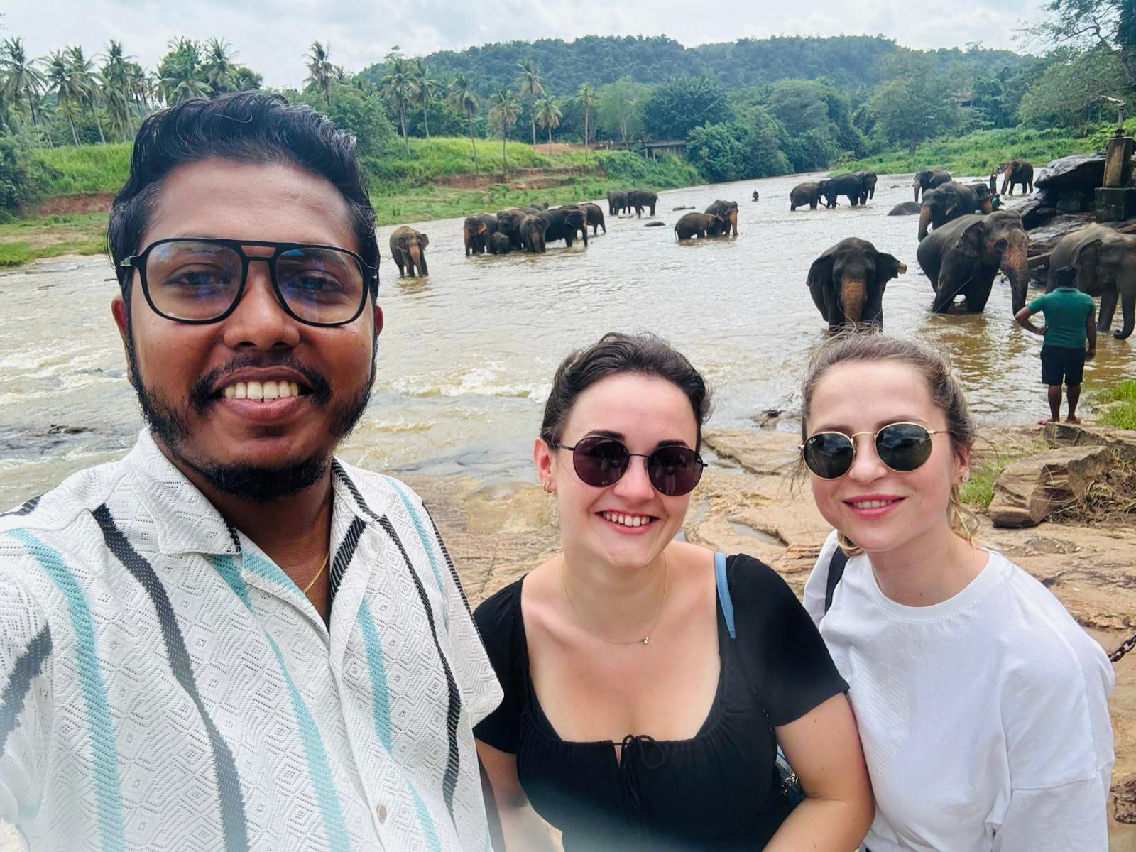 Colombo taxi airport gallery image